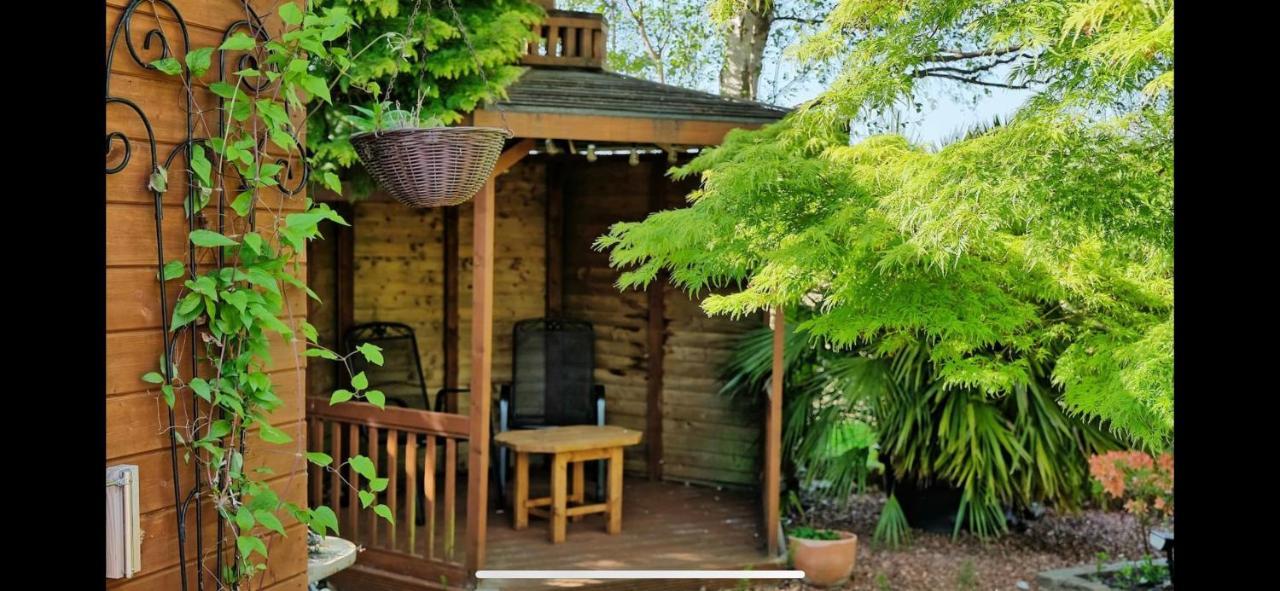 Woodside Lodge Thurstaston Exteriör bild